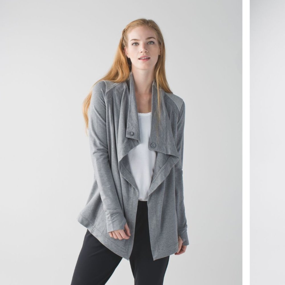 Lululemon | Coast Wrap Open‎ Front Cardigan in Heathered Mod Medium Grey Sz. 4